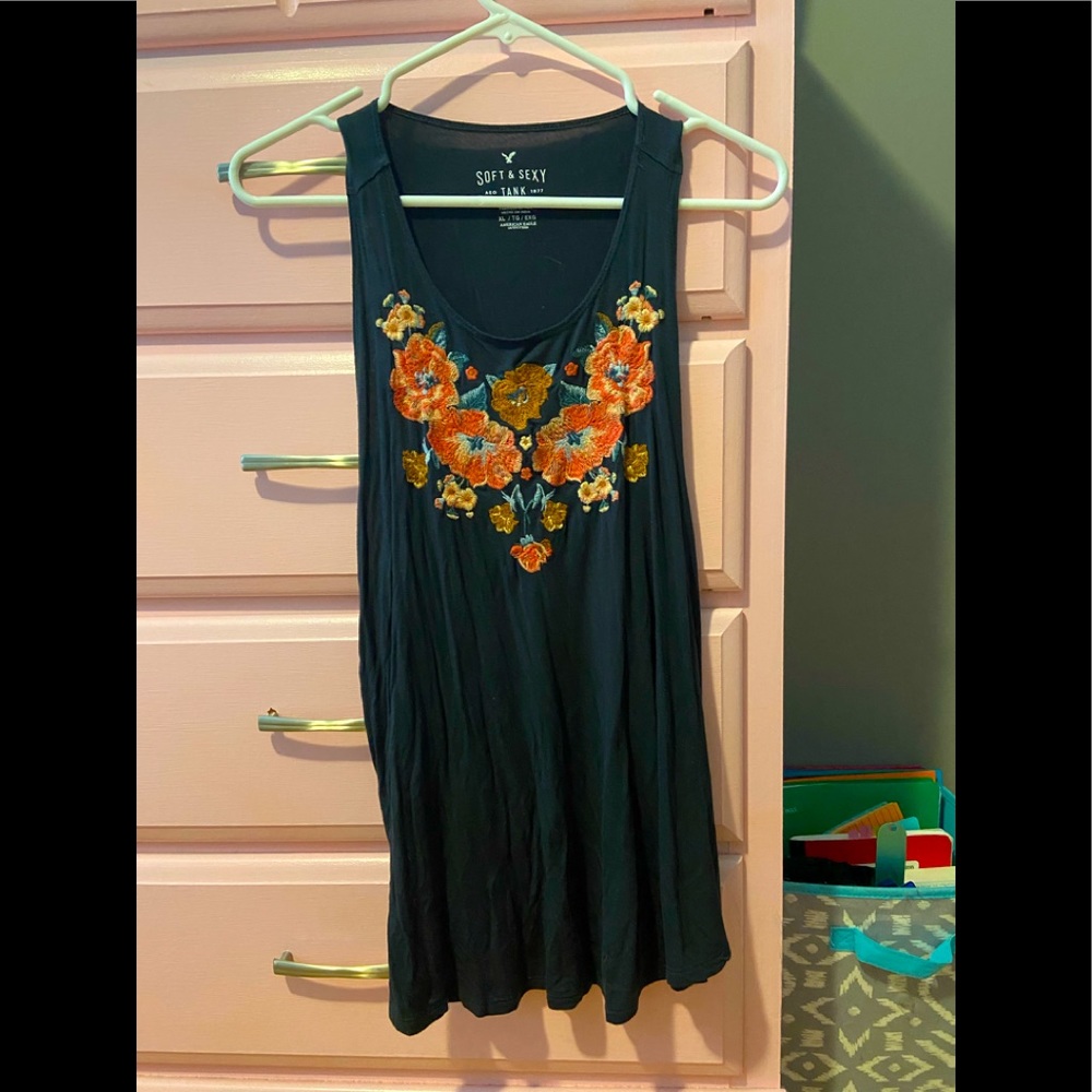 American Eagle Floral Tank Top!
